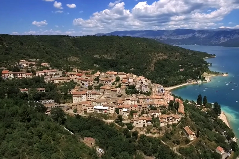 Visitez le village Sainte-Croix-du- verdon- Domaine la ferme Para Lou Visitez le village Sainte-Croix-du- verdon- Domaine la ferme Para Lou